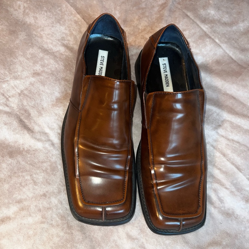 MENS US 12 Dress Shoes